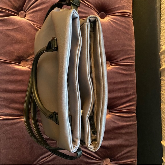 Pixie Mood. Shoulder bag. Mauve with black accents. - Picture 6 of 9